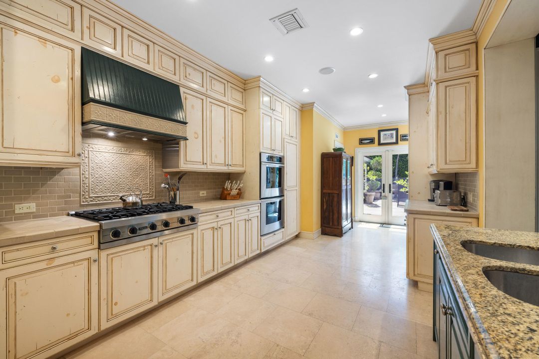 En Venta: $14,500,000 (5 camas, 6 baños, 5824 Pies cuadrados)