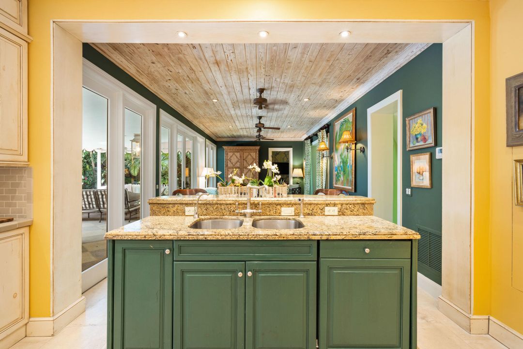 En Venta: $14,500,000 (5 camas, 6 baños, 5824 Pies cuadrados)