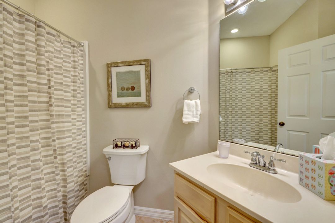 For Rent: $1,295 (1 beds, 1 baths, 400 Square Feet)