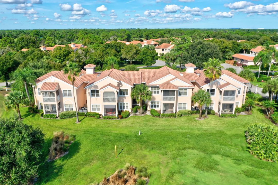 For Rent: $1,295 (1 beds, 1 baths, 400 Square Feet)