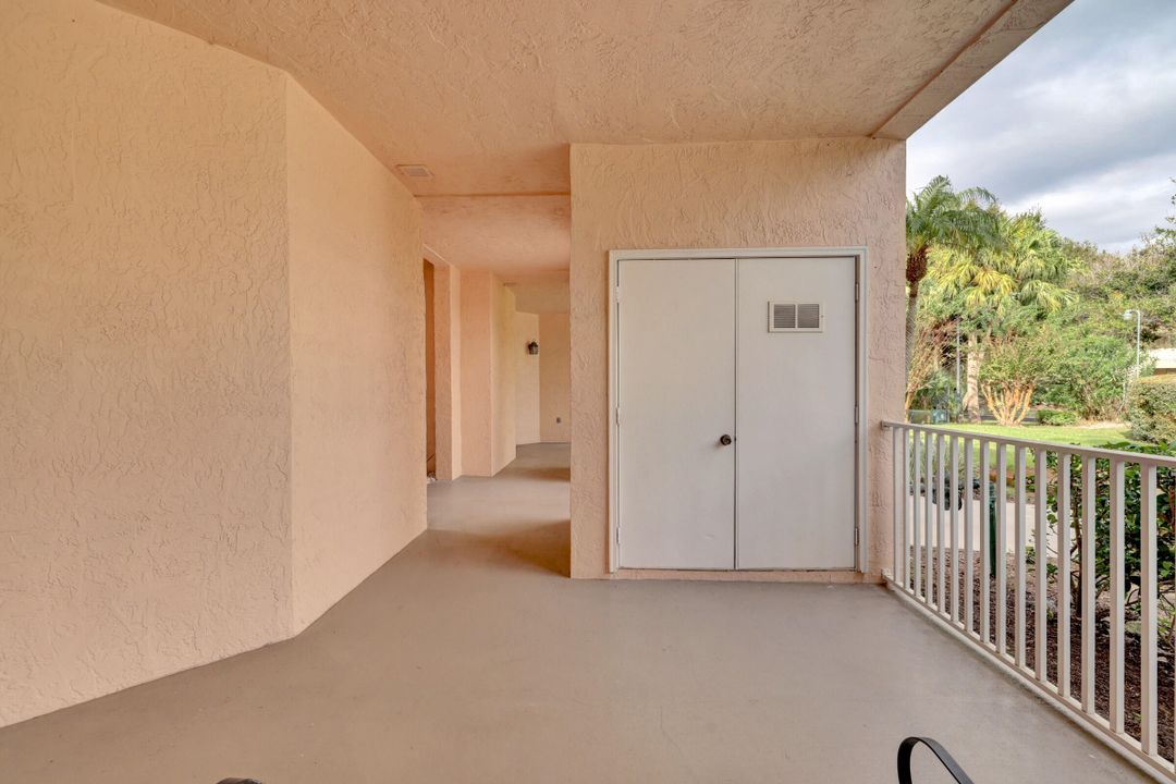 For Rent: $1,295 (1 beds, 1 baths, 400 Square Feet)