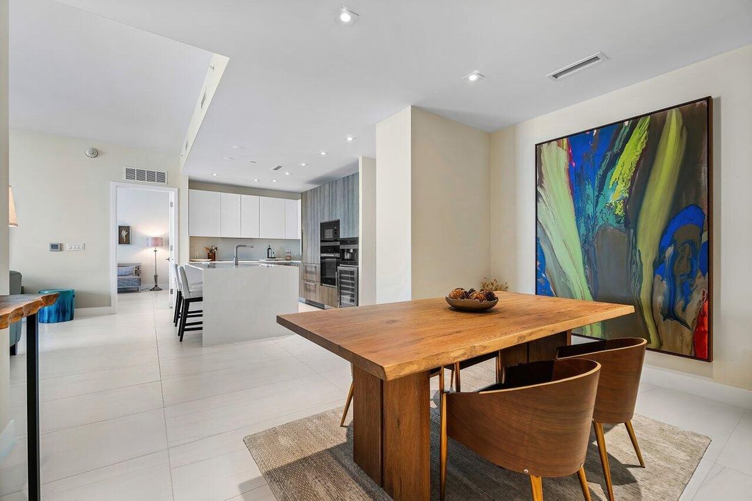 For Rent: $15,000 (2 beds, 2 baths, 1465 Square Feet)