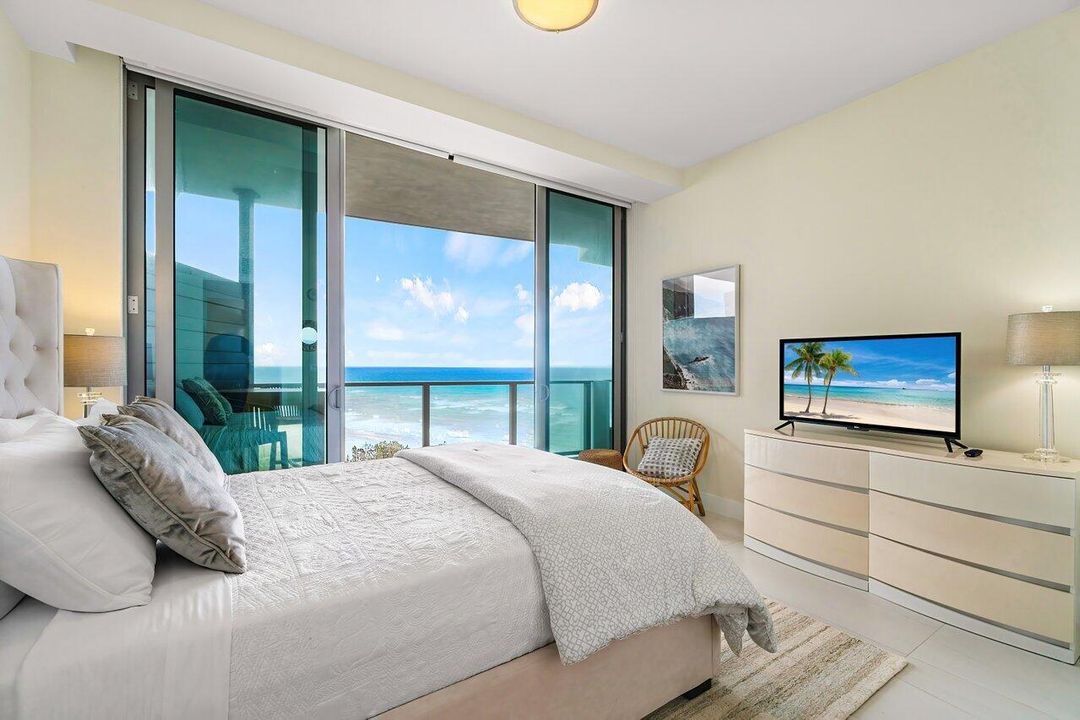 For Rent: $15,000 (2 beds, 2 baths, 1465 Square Feet)