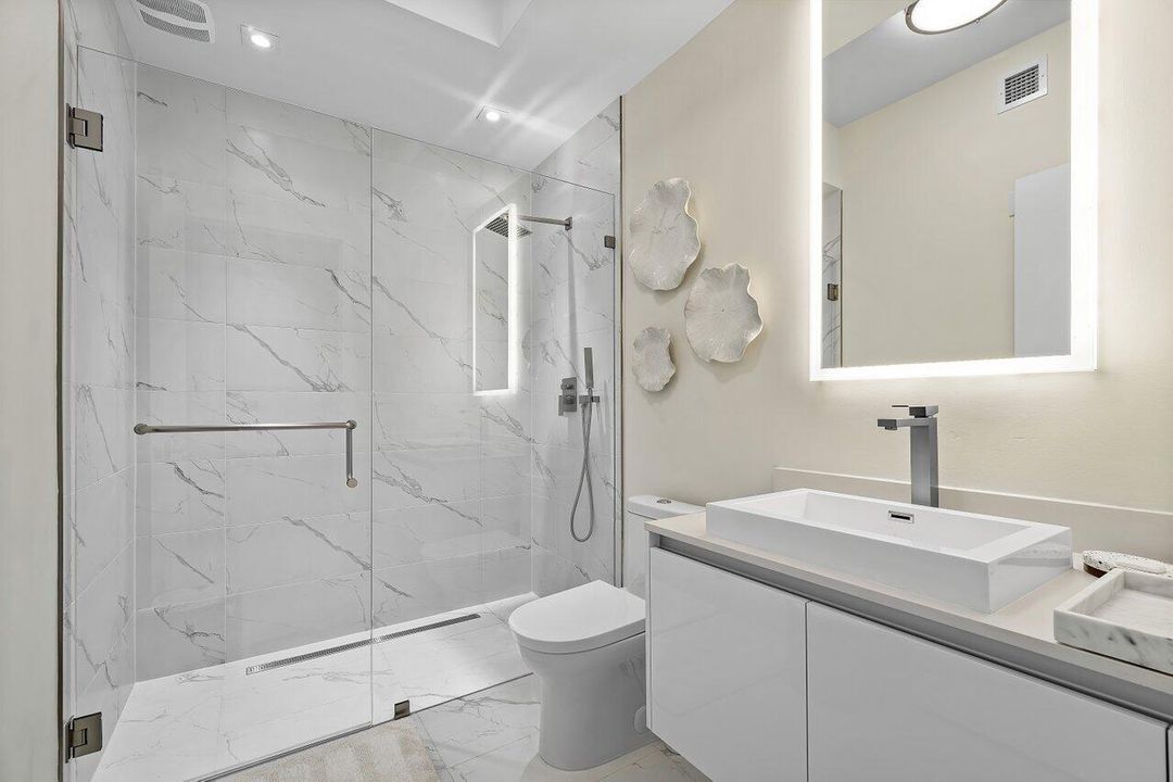 For Rent: $15,000 (2 beds, 2 baths, 1465 Square Feet)