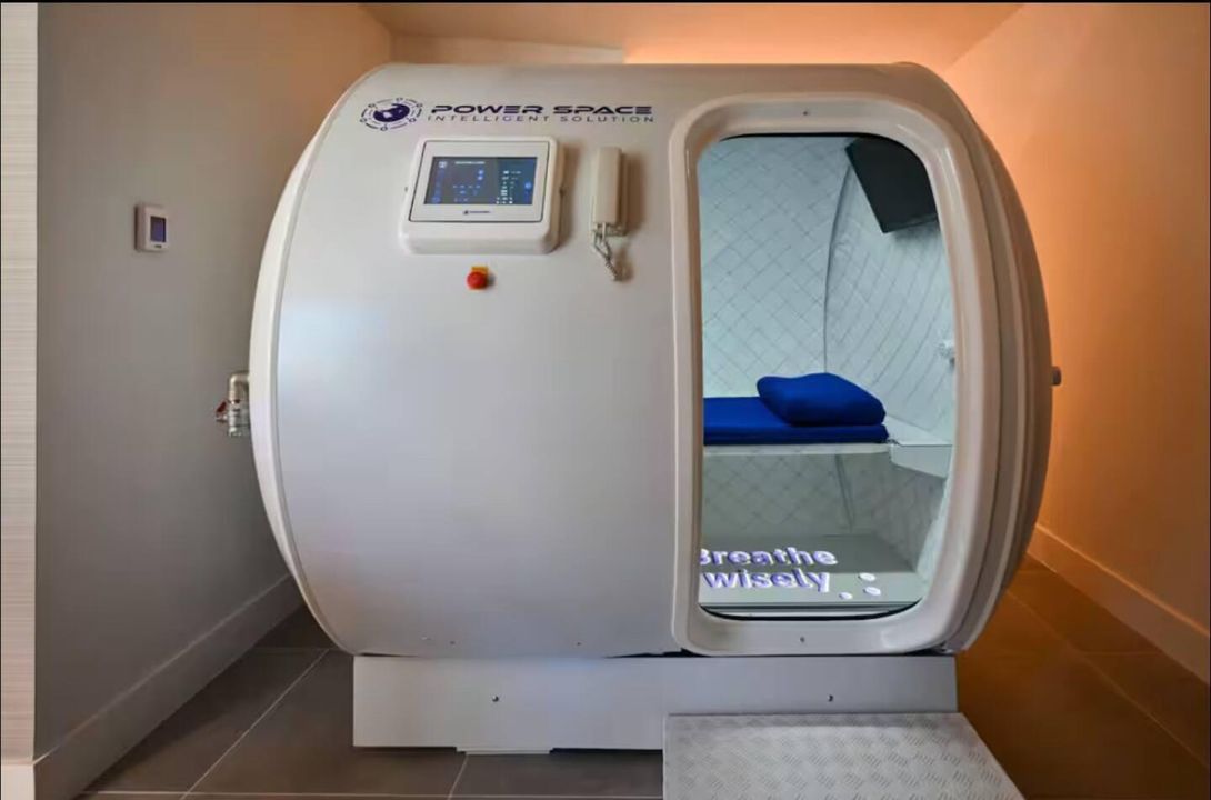 For Rent: $15,000 (2 beds, 2 baths, 1465 Square Feet)