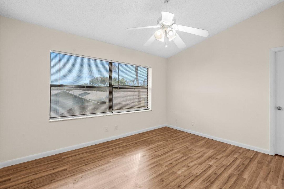 For Rent: $2,750 (3 beds, 2 baths, 1432 Square Feet)