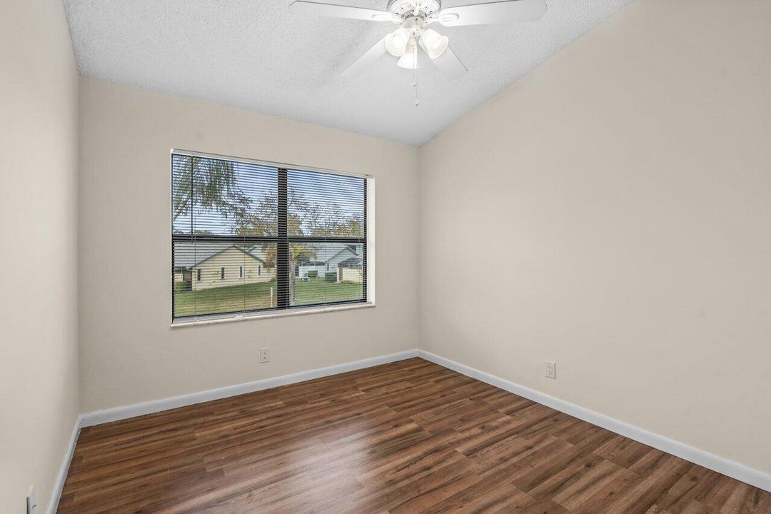 For Rent: $2,750 (3 beds, 2 baths, 1432 Square Feet)