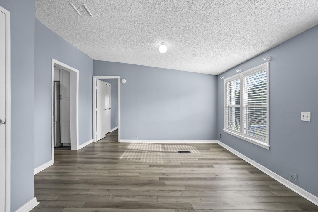 待售: $320,000 (3 贝兹, 2 浴室, 1848 平方英尺)