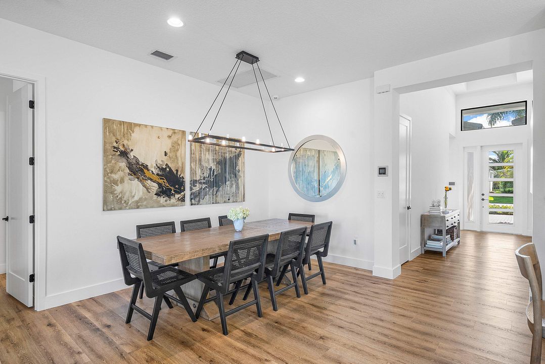 For Sale: $1,379,999 (4 beds, 3 baths, 2318 Square Feet)