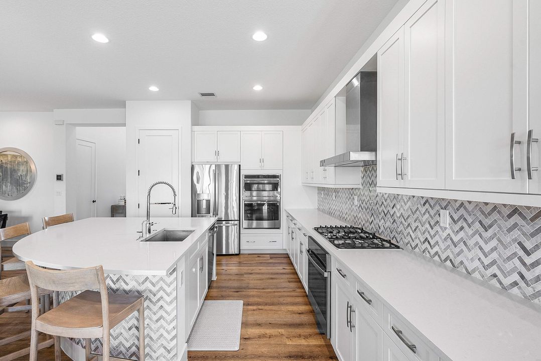 For Sale: $1,379,999 (4 beds, 3 baths, 2318 Square Feet)