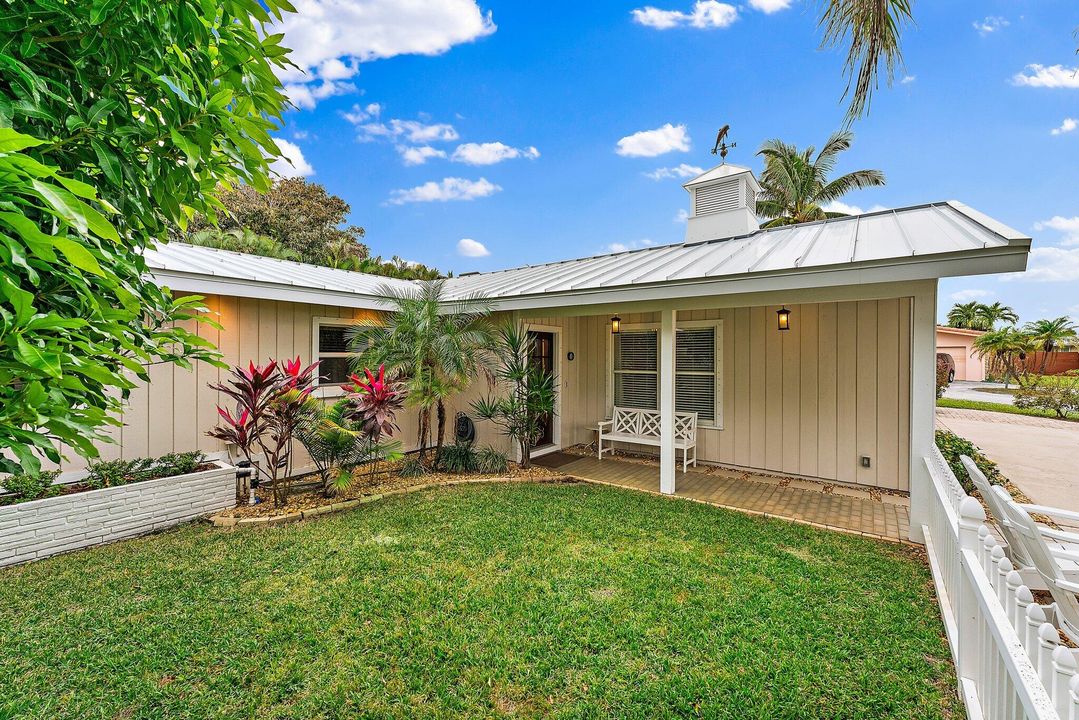 For Rent: $10,000 (4 beds, 3 baths, 2233 Square Feet)