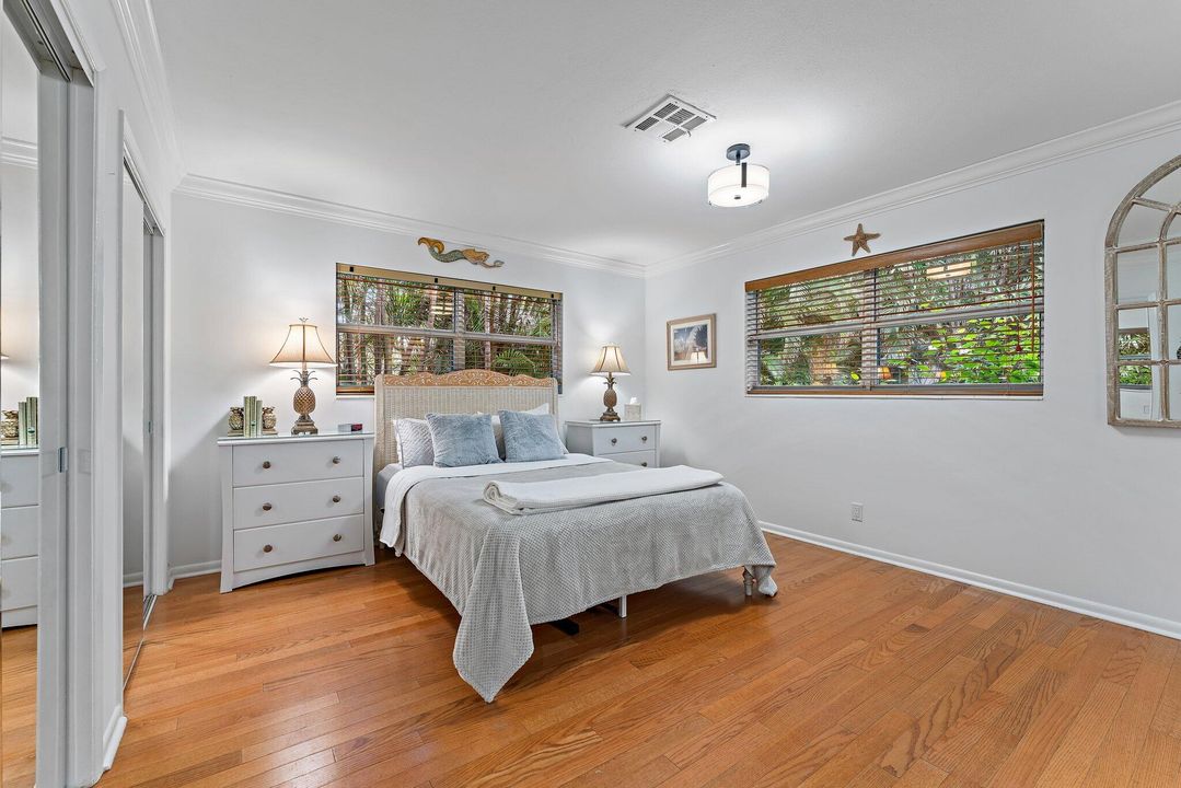 For Rent: $10,000 (4 beds, 3 baths, 2233 Square Feet)