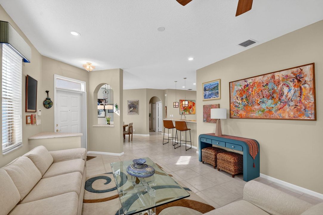 For Sale: $425,000 (3 beds, 2 baths, 1668 Square Feet)