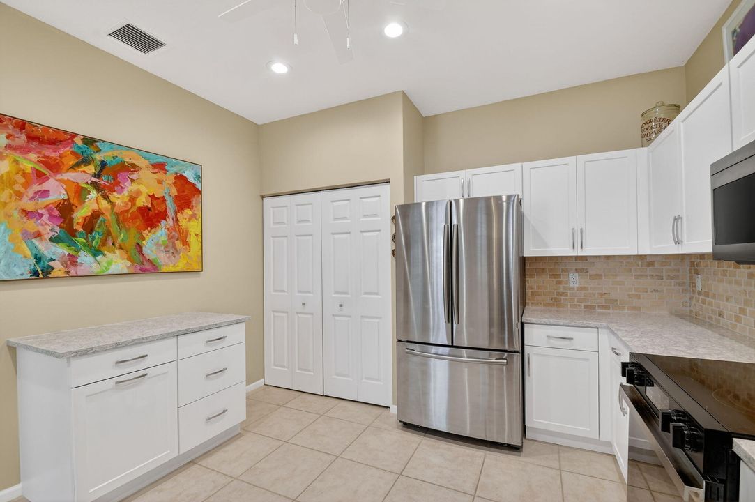 For Sale: $425,000 (3 beds, 2 baths, 1668 Square Feet)