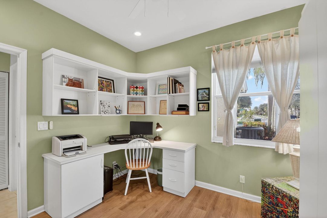 For Sale: $425,000 (3 beds, 2 baths, 1668 Square Feet)