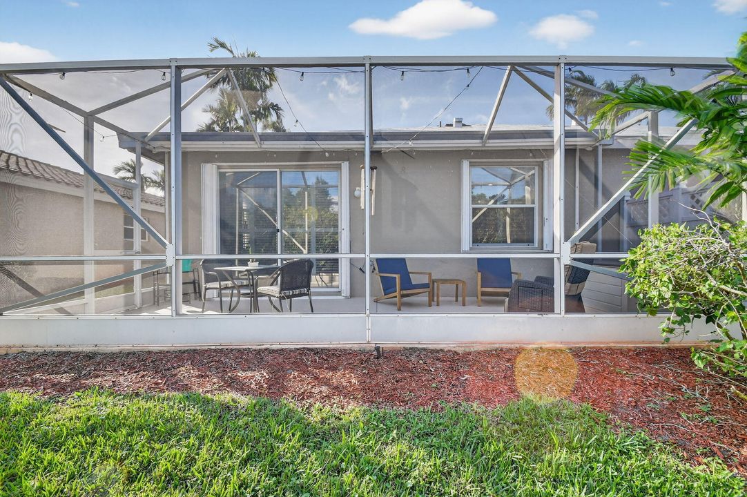 For Sale: $425,000 (3 beds, 2 baths, 1668 Square Feet)