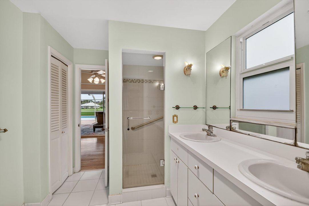 待售: $799,900 (4 贝兹, 2 浴室, 2146 平方英尺)