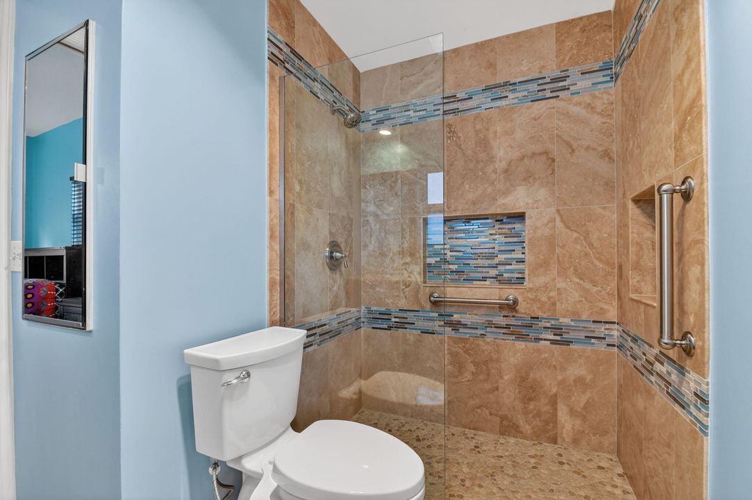 待售: $799,900 (4 贝兹, 2 浴室, 2146 平方英尺)