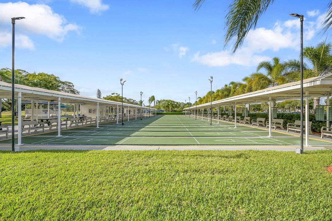 For Rent: $1,700 (1 beds, 1 baths, 593 Square Feet)