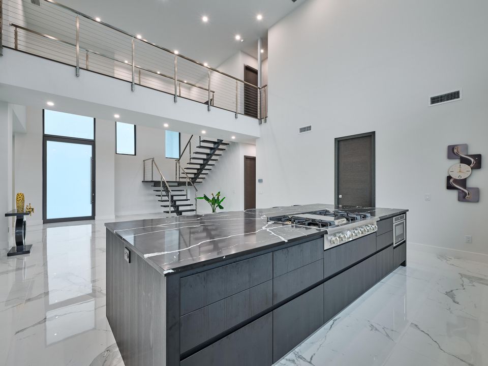 待售: $4,999,888 (5 贝兹, 4 浴室, 4466 平方英尺)