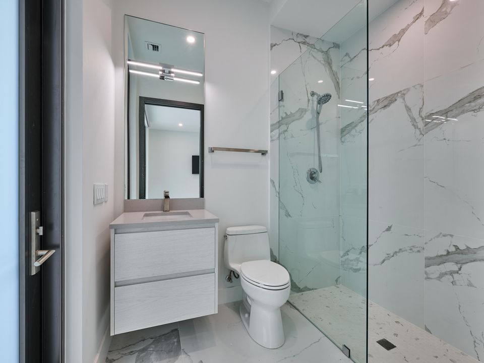 待售: $4,999,888 (5 贝兹, 4 浴室, 4466 平方英尺)