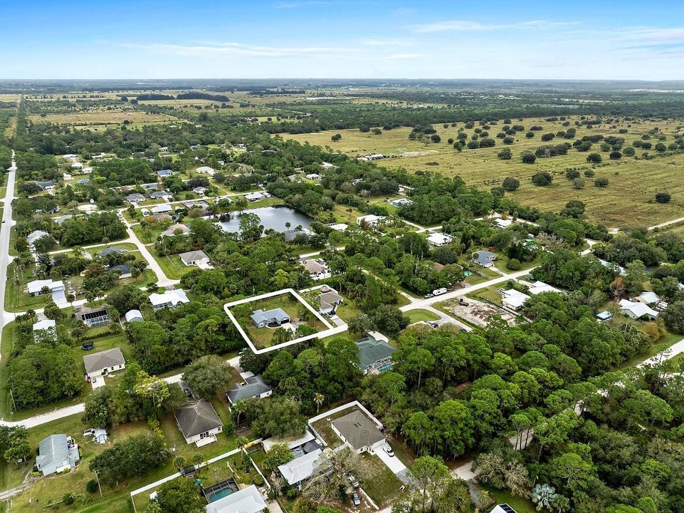 En Venta: $362,900 (3 camas, 2 baños, 1417 Pies cuadrados)