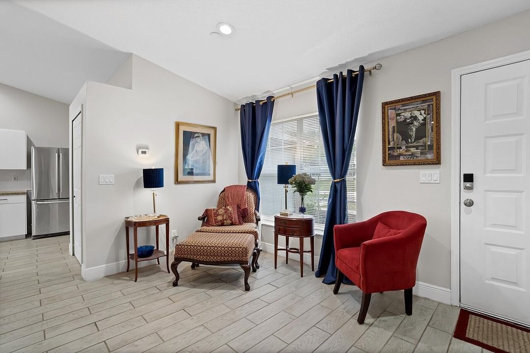 En Venta: $362,900 (3 camas, 2 baños, 1417 Pies cuadrados)