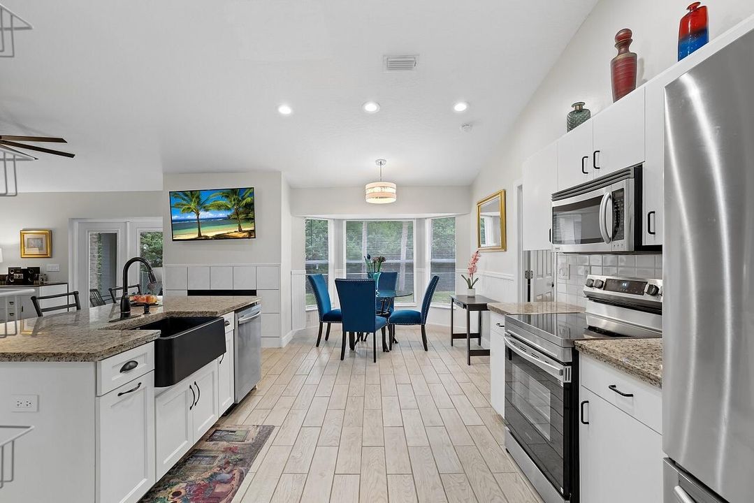 En Venta: $362,900 (3 camas, 2 baños, 1417 Pies cuadrados)