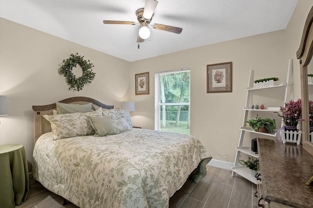 En Venta: $362,900 (3 camas, 2 baños, 1417 Pies cuadrados)