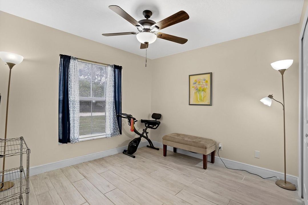 En Venta: $362,900 (3 camas, 2 baños, 1417 Pies cuadrados)