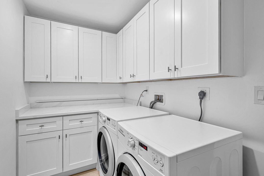 На продажу: $1,995,000 (3 спален, 2 ванн, 2450 Квадратных фут)