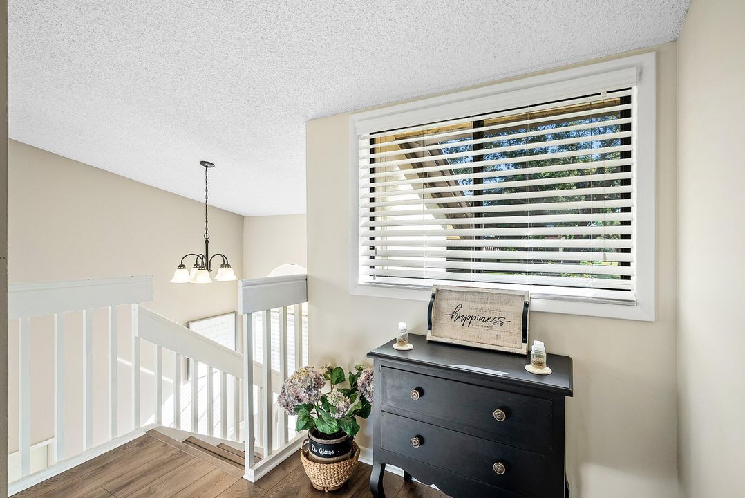 На продажу: $319,000 (3 спален, 2 ванн, 1648 Квадратных фут)