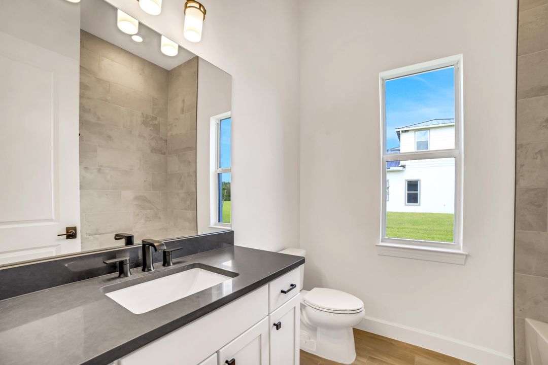 For Rent: $14,000 (5 beds, 4 baths, 3739 Square Feet)