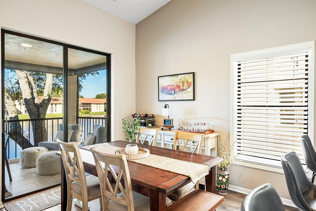 На продажу: $319,000 (3 спален, 2 ванн, 1648 Квадратных фут)