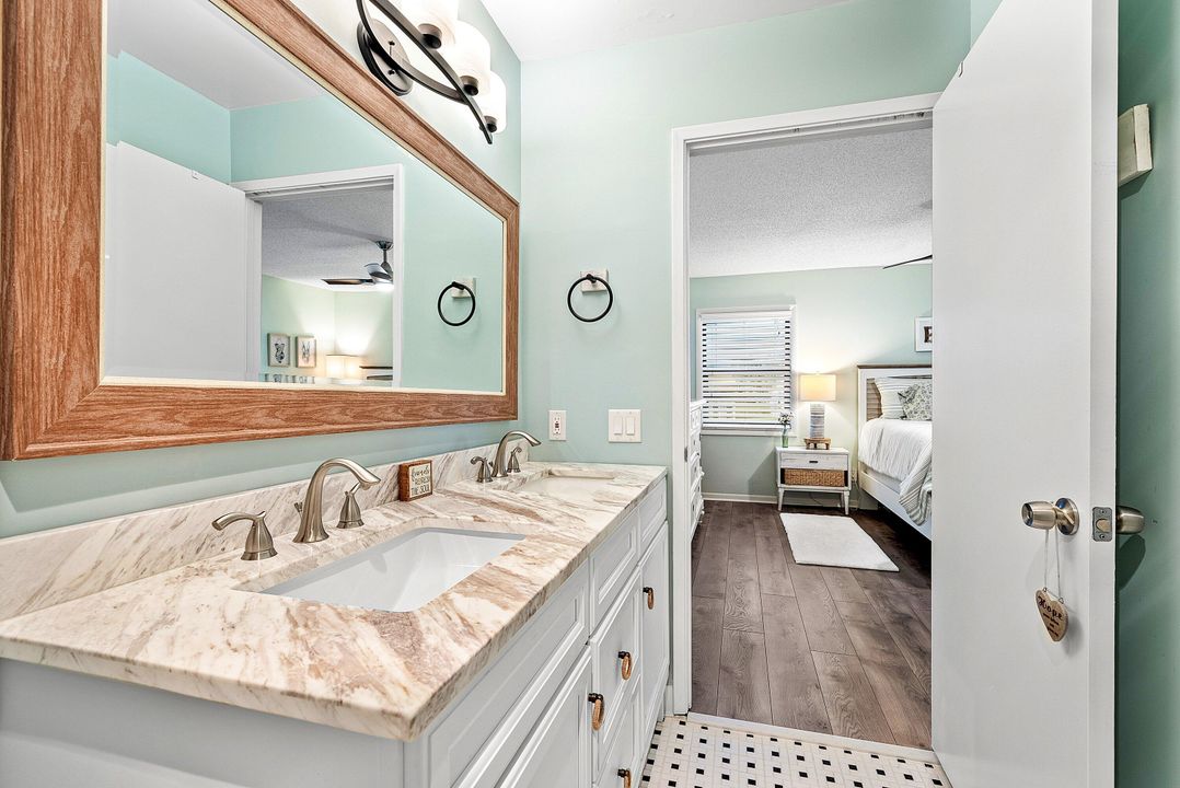 На продажу: $319,000 (3 спален, 2 ванн, 1648 Квадратных фут)