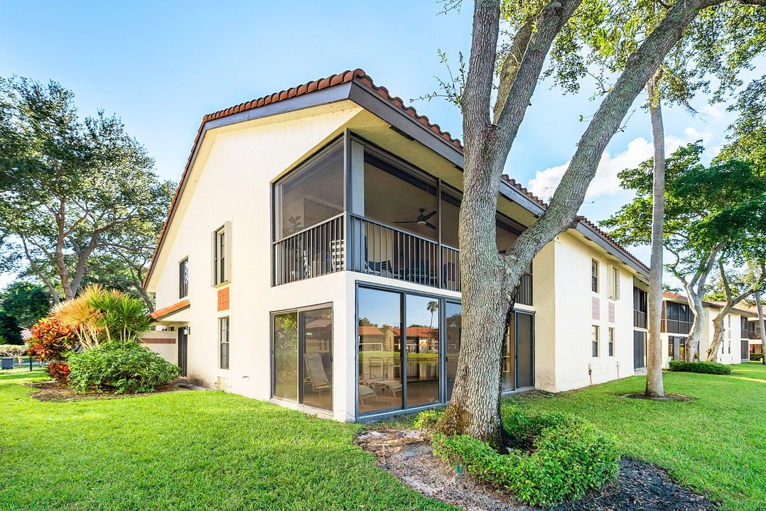 На продажу: $319,000 (3 спален, 2 ванн, 1648 Квадратных фут)