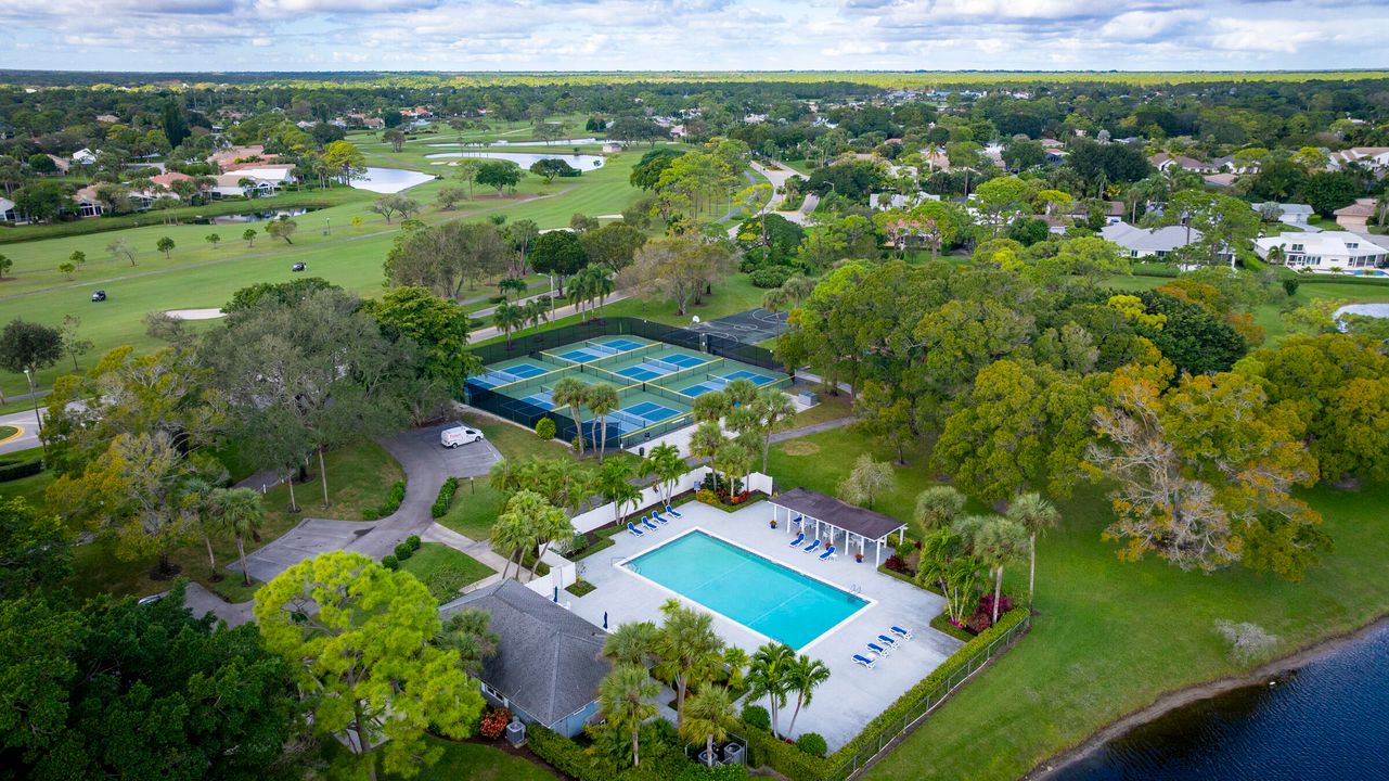 На продажу: $498,500 (3 спален, 2 ванн, 1553 Квадратных фут)