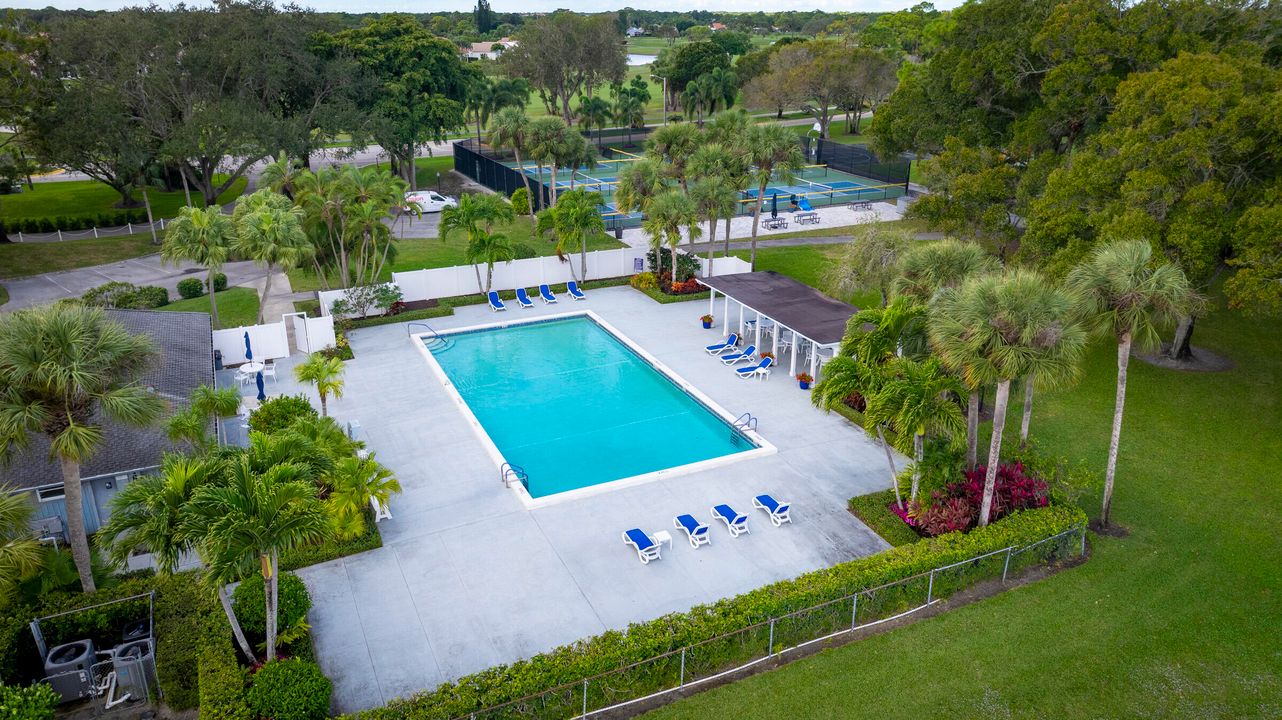 На продажу: $498,500 (3 спален, 2 ванн, 1553 Квадратных фут)