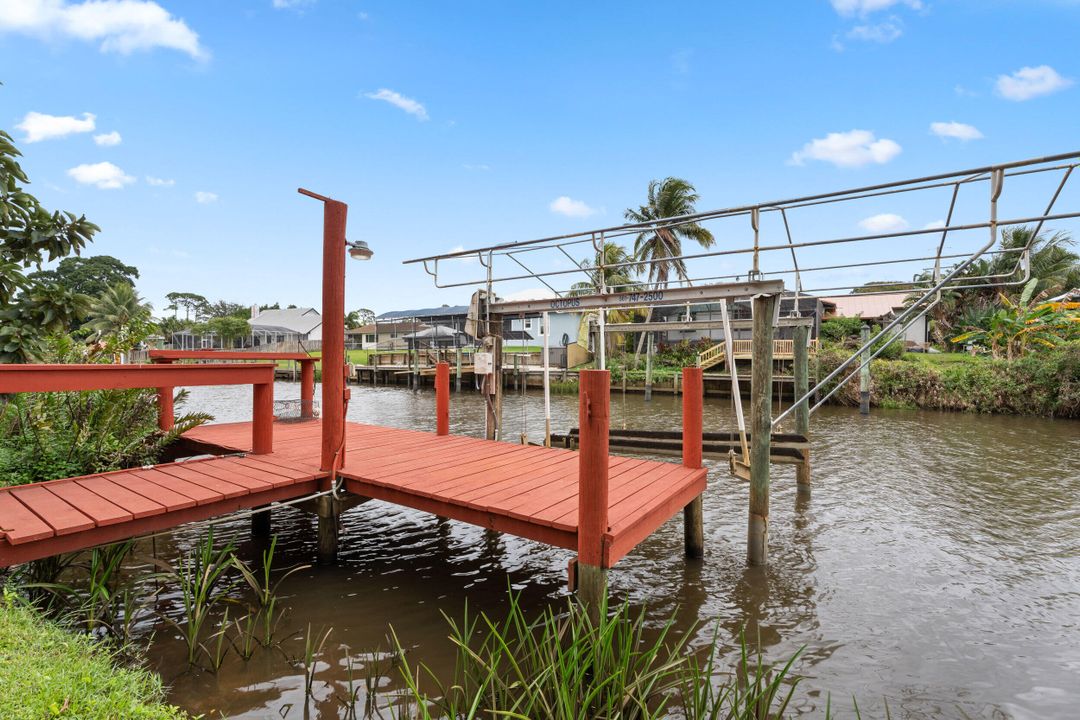 На продажу: $615,000 (3 спален, 2 ванн, 1693 Квадратных фут)