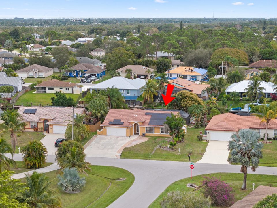 На продажу: $615,000 (3 спален, 2 ванн, 1693 Квадратных фут)