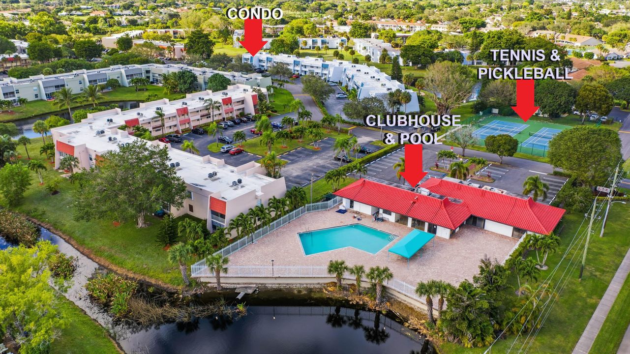 На продажу: $239,000 (2 спален, 2 ванн, 1024 Квадратных фут)