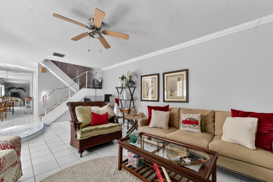 For Rent: $4,875 (2 beds, 2 baths, 1470 Square Feet)