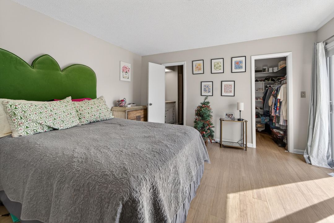 For Rent: $4,875 (2 beds, 2 baths, 1470 Square Feet)