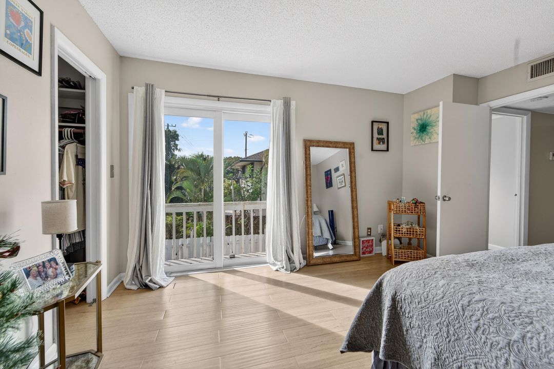 For Rent: $4,875 (2 beds, 2 baths, 1470 Square Feet)