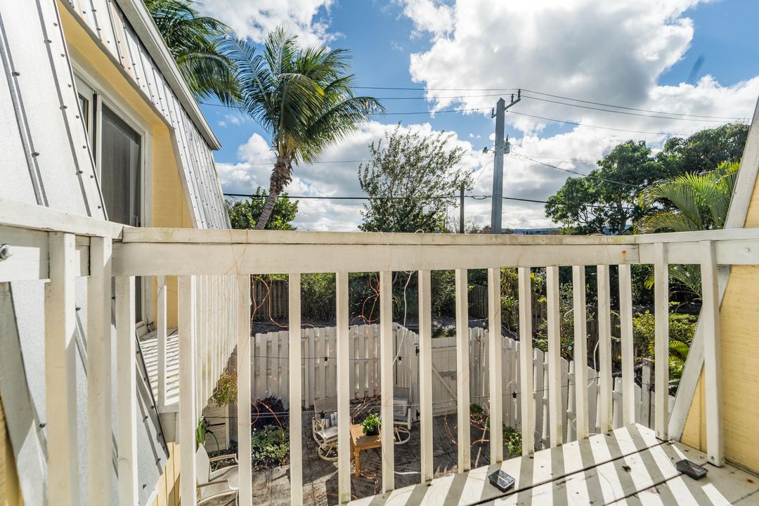 For Rent: $4,875 (2 beds, 2 baths, 1470 Square Feet)