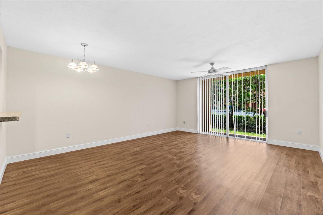 В аренду: $2,600 (2 спален, 2 ванн, 1188 Квадратных фут)