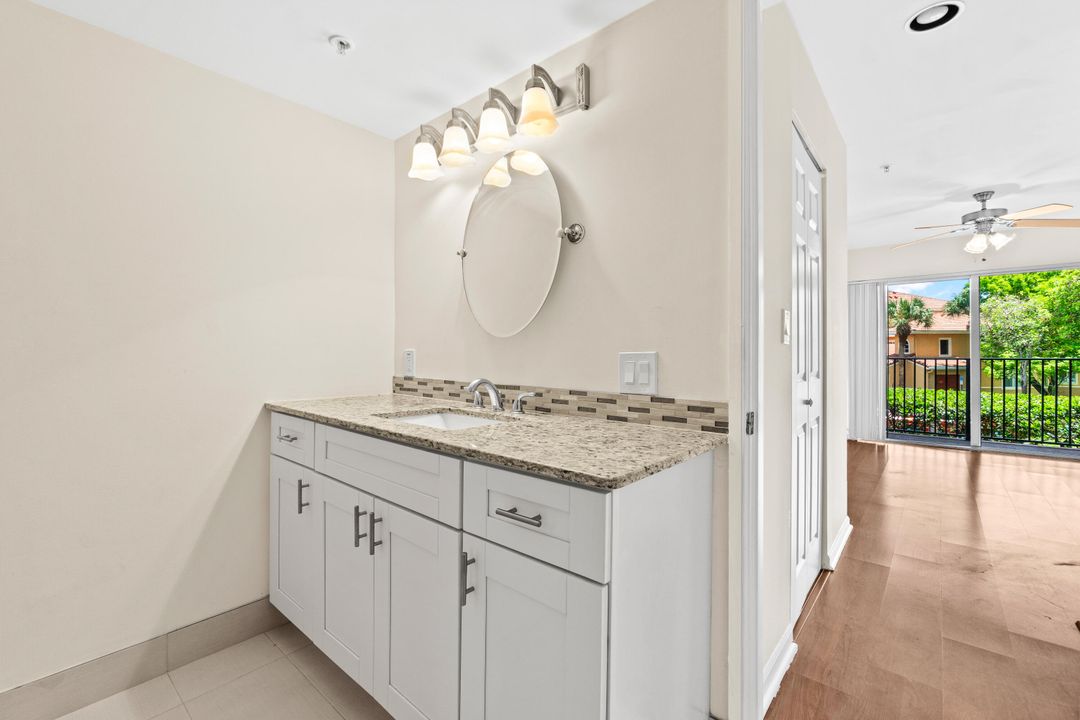 В аренду: $2,600 (2 спален, 2 ванн, 1188 Квадратных фут)