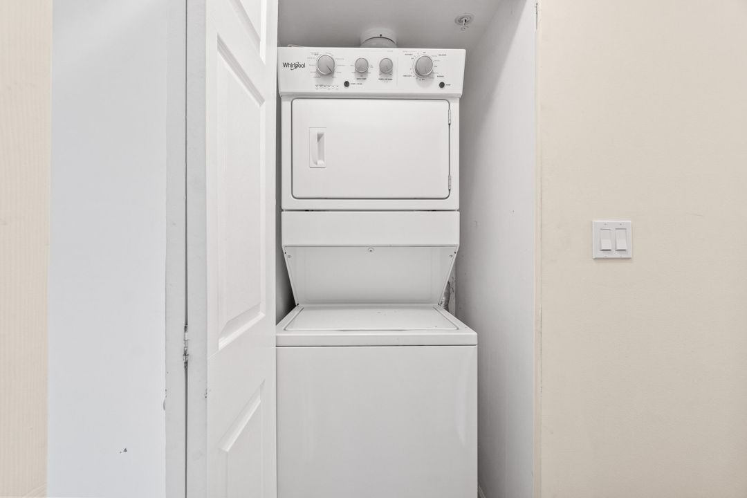 В аренду: $2,600 (2 спален, 2 ванн, 1188 Квадратных фут)