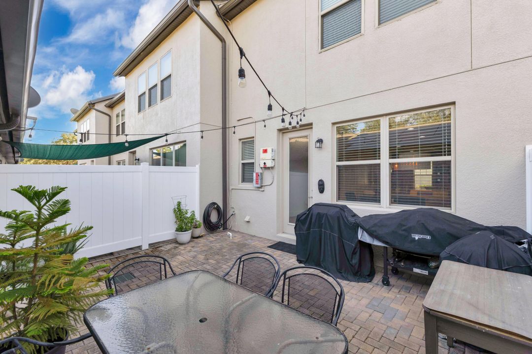 В аренду: $2,300 (3 спален, 2 ванн, 1464 Квадратных фут)