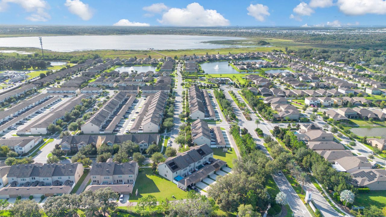 В аренду: $2,300 (3 спален, 2 ванн, 1464 Квадратных фут)